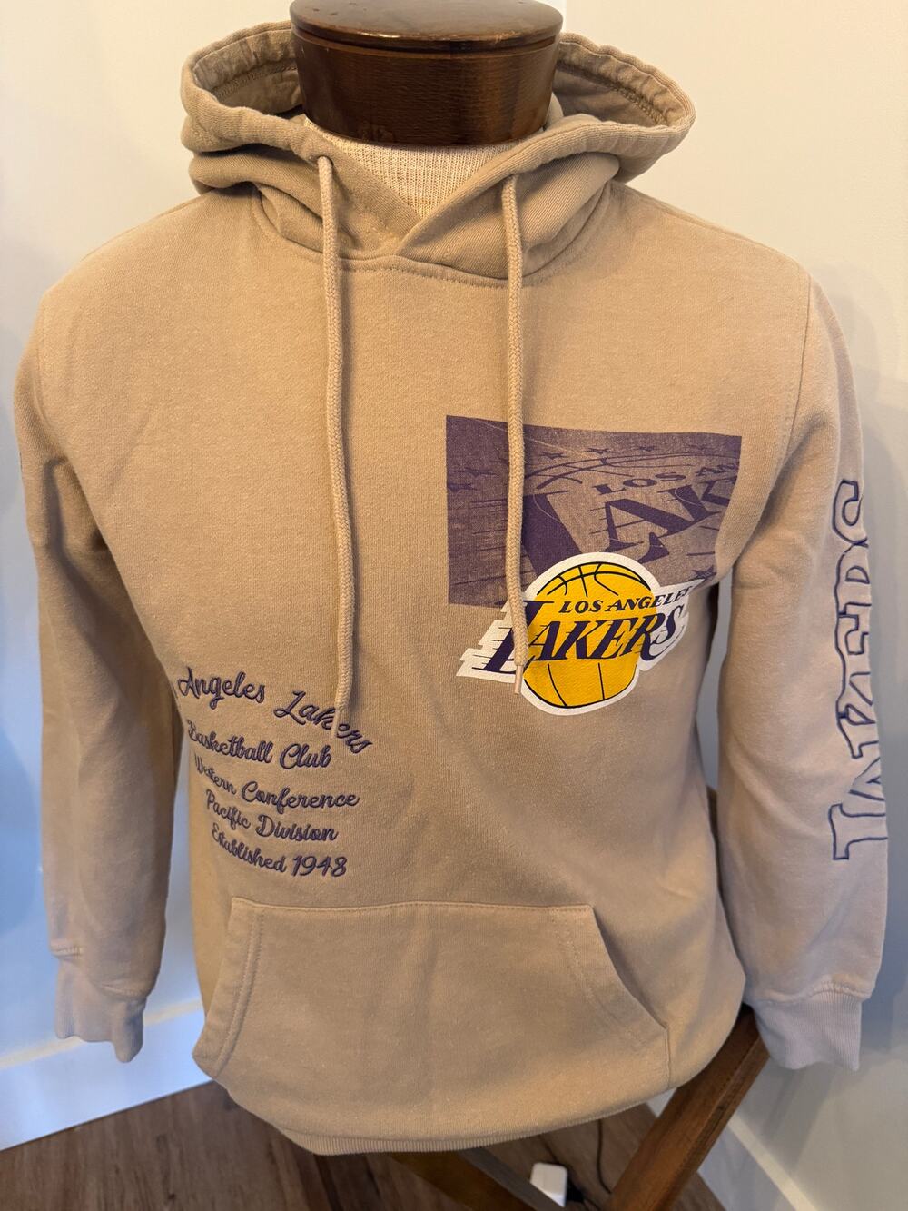 Los Angeles Lakers ULTRA GAME Hoodie NBA Tattooed Sweatshirt Embroidered Small